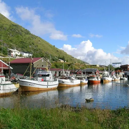 Two-bedroom Holiday In Leknes 1 Ballstad